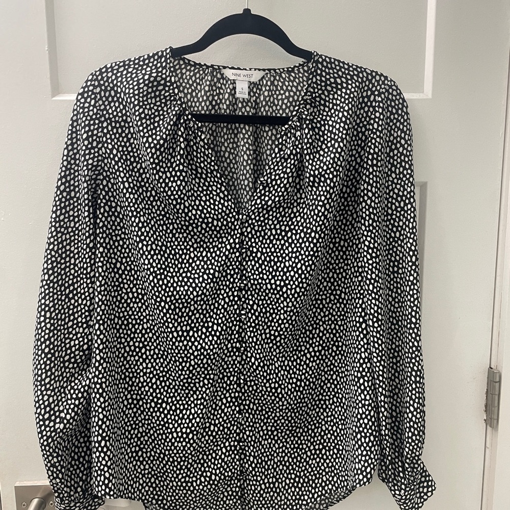Nine West Black and White Patterned Blouse